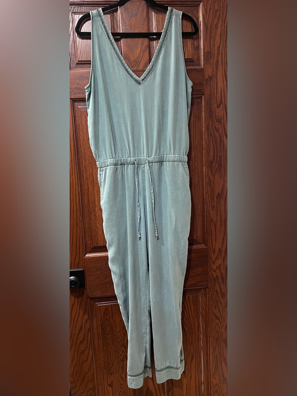 Cloth & Stone women’s sage green jumpsuit
